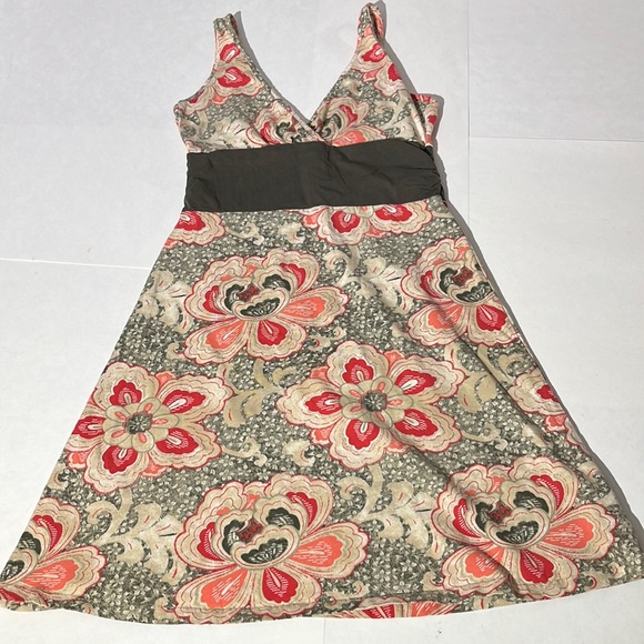 Patagonia Dresses & Skirts - 𝅺patagonia Organic Cotton Margot Sleeveless Green/Pink Floral Dress Size Medium